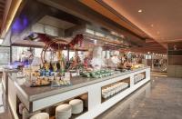 Jídlo v hotelu nebo okolí