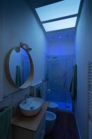 A bathroom at B&B Porta 93