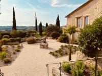 Vonkajšia záhrada v ubytovaní La Bastide des Oliviers Provence - Mirabel aux Baronnies
