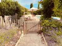 Vonkajšia záhrada v ubytovaní La Bastide des Oliviers Provence - Mirabel aux Baronnies