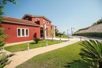 Vonkajšia záhrada v ubytovaní Brand New Skala Beach Apartment- Pieno Di Luce