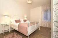 Postel nebo postele na pokoji v ubytování Studio apartments Marcel