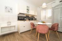 Kuchyň nebo kuchyňský kout v ubytování Studio apartments Marcel