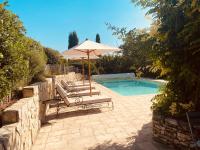 Bazén v ubytovaní La Bastide des Oliviers Provence - Mirabel aux Baronnies alebo v jeho blízkosti