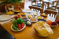 Jídlo v hotelu nebo okolí