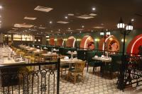 En restaurant eller et andet spisested på SK Premium Park, World Square Mall