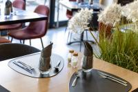 Εστιατόριο ή άλλο μέρος για φαγητό στο The Originals Boutique, Hotel l'Occitan, Aubagne