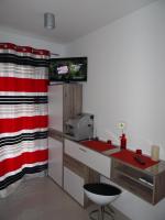 Kuchnia lub aneks kuchenny w obiekcie Apartamenty Metro Młociny