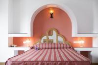 Posteľ alebo postele v izbe v ubytovaní Hostal Alhambra - Adults Only