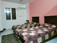 Postel nebo postele na pokoji v ubytování Two bedroom Apartment in central location in downtown Cairo