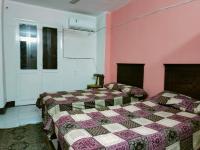 Postel nebo postele na pokoji v ubytování Two bedroom Apartment in central location in downtown Cairo