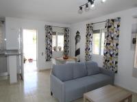 Posezení v ubytování Casa cerca del mar con piscina privada, wifi, aire opcional, mascotas bienvenidas, playa para perros. - ES-184-55