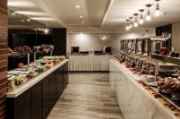 Jídlo v hotelu nebo okolí