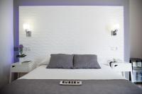 Posteľ alebo postele v izbe v ubytovaní Hostal Alhambra - Adults Only