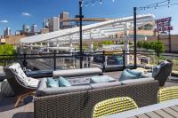 Element Minneapolis Downtown North Loopにあるシーティングエリア