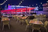 Element Minneapolis Downtown North Loopにあるレストランまたは飲食店