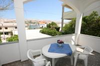 Balkón alebo terasa v ubytovaní Apartments by the sea Pag - 6383