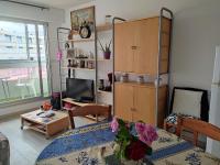 Televízia a/alebo spoločenská miestnosť v ubytovaní Appartement en front de mer avec garage, WIFI et grand balcon - Saint-Hilaire-de-Riez - FR-1-652-31