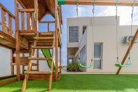 Herní místnost nebo prostor pro děti v ubytování MEDANO4YOU Ixchel Beach House