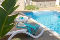 Bazén v ubytování Accomoteleia Blue Villa nebo v jeho okolí