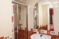 Koupelna v ubytování La Manga Club 2 Bed Apartment Great location