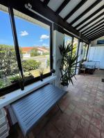 Balkon lub taras w obiekcie Réf 277 Seignosse LES BOURDAINES , à proximité immédiate de la plage, Villa patio classée 2 étoiles , 8 personnes