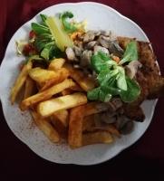 Jídlo v hotelu nebo okolí