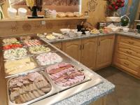 Φαγητό σε αυτό το σαλέ ή κάπου εκεί κοντά