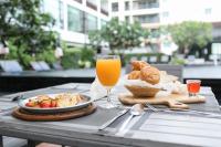 Jídlo v hotelu nebo okolí