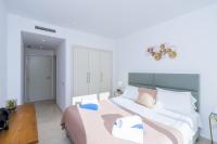 Postel nebo postele na pokoji v ubytování Al-303 Estepona - Apartment - Alcazaba Lagoon