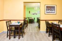 Hotel Derby MERODEにあるレストランまたは飲食店