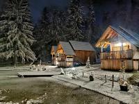 Ribno Luxury Glamping v zimě