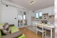 Kuchyňa alebo kuchynka v ubytovaní Apartments Sinisa