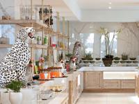 Comida en o cerca de este resort