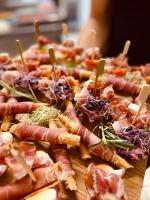 Jídlo v apartmánu nebo okolí