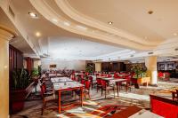 Restaurace v ubytování Hotel Gołębiewski Karpacz