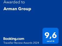 Certifikát, hodnocení, plakát nebo jiný dokument vystavený v ubytování Arman Group