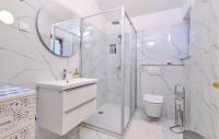 Kúpeľňa v ubytovaní Beautiful Apartment In Mali Losinj