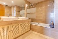 A bathroom at Newly Renovated Apartment with Amazing View