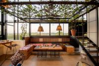 Posezení v ubytování White Moon Resort