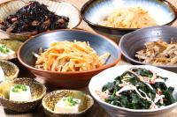 ホテルの敷地内または近くでの食事または食べ物