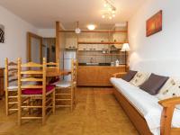 Kuchyň nebo kuchyňský kout v ubytování GIRASOL B 2-1 Apartamento luminoso con vistas a playa de Grifeu. - ES-228-25