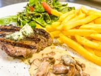 Jídlo v apartmánu nebo okolí