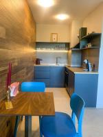 Kuchyň nebo kuchyňský kout v ubytování Charming 1bedroom apartment