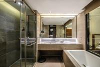 Crowne Plaza Foshan by IHG - Canton Fair free shuttle busにあるバスルーム