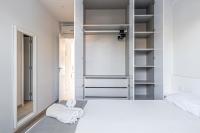 A bed or beds in a room at Tango