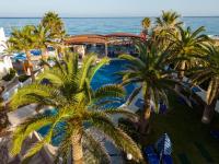 Bazén v ubytování Eva Bay Hotel On The Beach - Adults Only nebo v jeho okolí