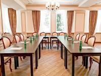 Restaurace v ubytování Honour and Grace Hotel