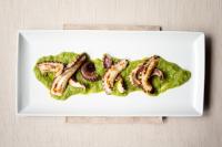 Φαγητό σε αυτό το ξενοδοχείο ή κάπου εκεί κοντά