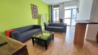 Apartamento de 3 dormitorios con patio y vistas a la ciudad (2-6 adultos)